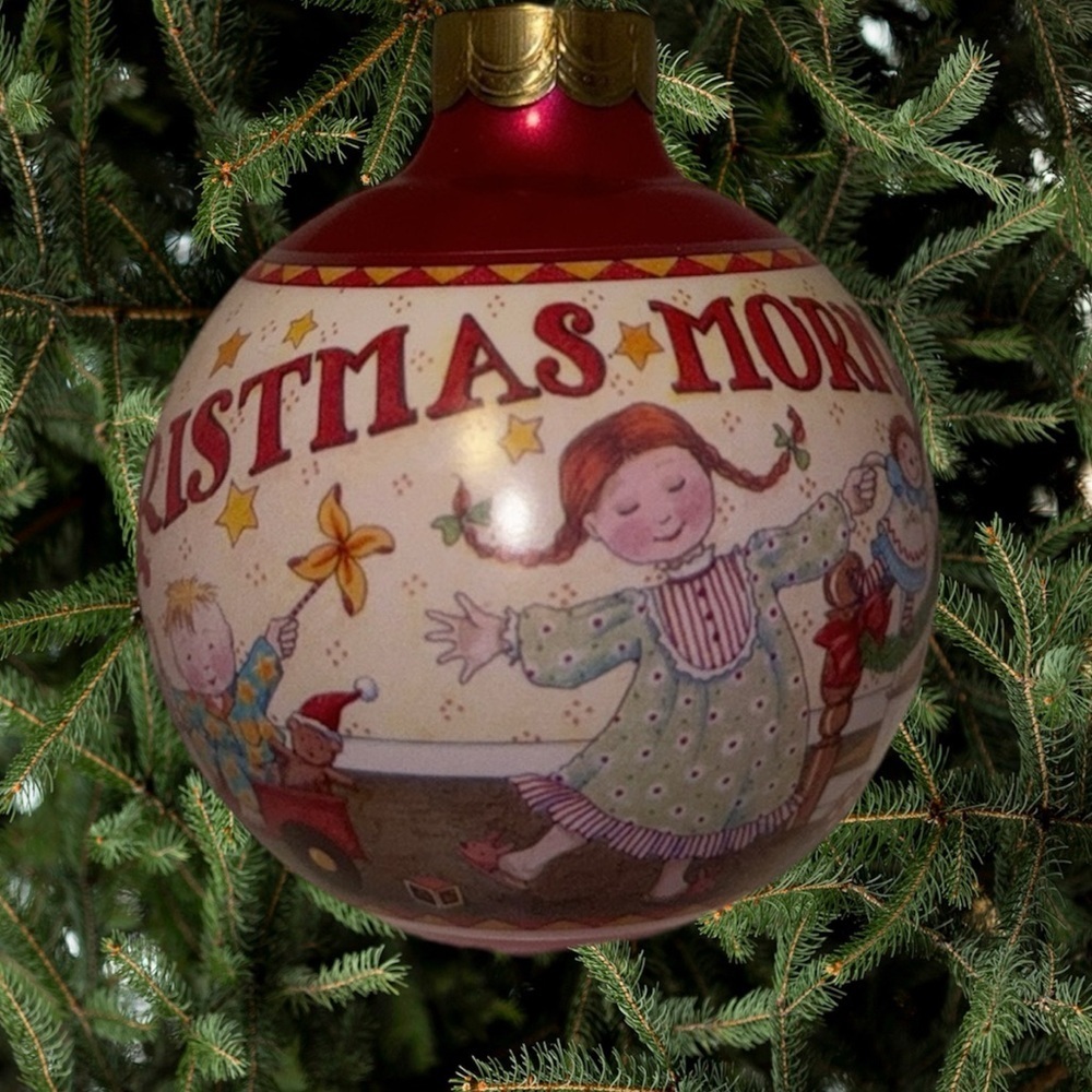 Hallmark Mary Engelbreit "Christmas Morning 1993” Keepsake Glass Ornament